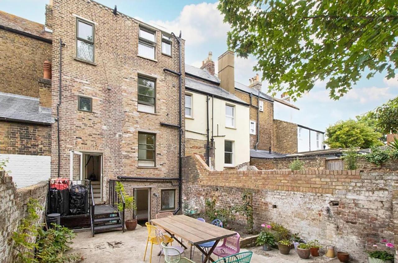 Апартаменты Unique Georgian Garden Flat In Central Маргит Экстерьер фото